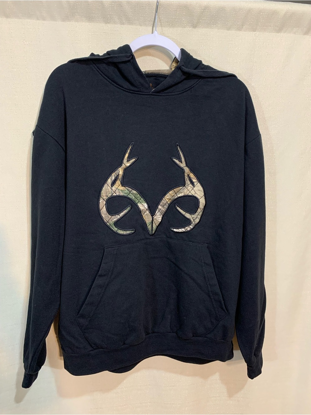 Realtree Black Crewneck Hoodie with Camo Antler Logo a3/98